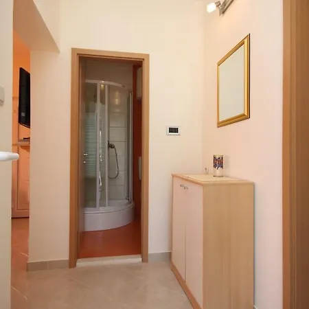 Apartment Apartments By The Sea Trogir - 8683 Trogir