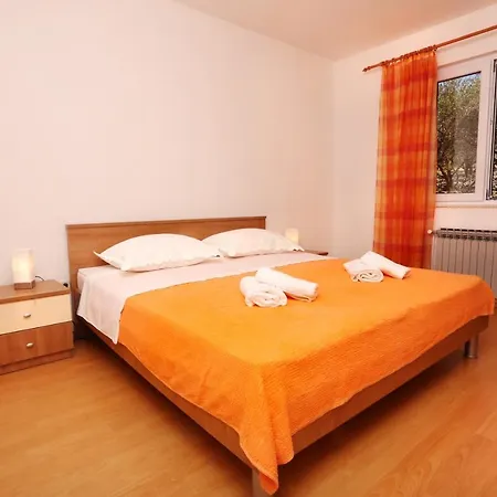 By The Sea - 8683 Apartment