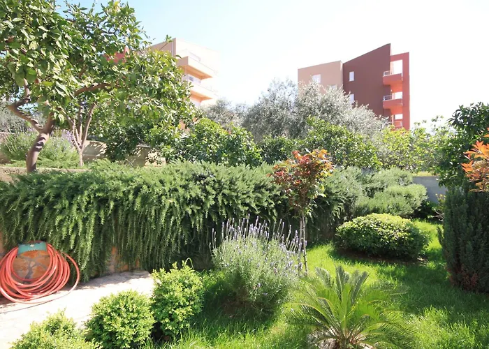 Appartement By The Sea - 8683